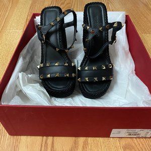Valentino Garavani Rockstud Wedges